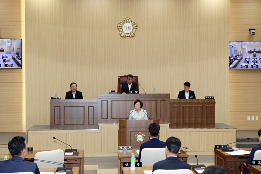 3.예천군의회, 제220회 임시회 개회